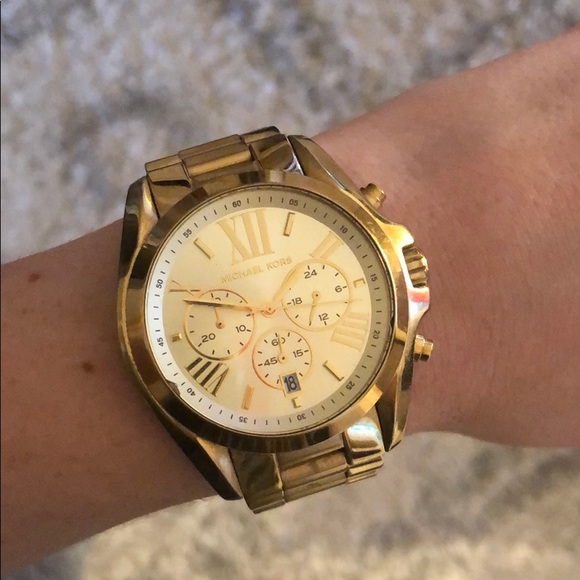 Michael Kors Gold Watch - Picture 1 of 3